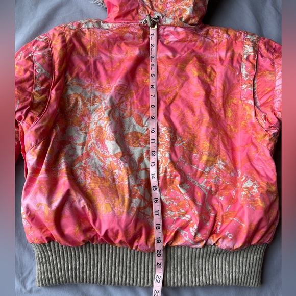 Obermeyer Dharma coat size 12 - Picture 12 of 12